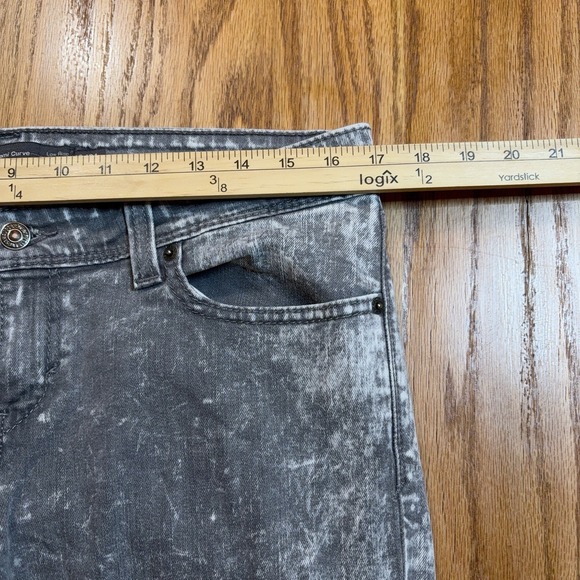 Levi's Demi Curve Low Rise Skinny Jeans Women's 13/31 (34X31) Gray Acid Wash - Picture 8 of 12